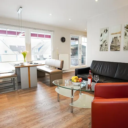 Oldenburger Strasse 28 Penthouse 8 דירה